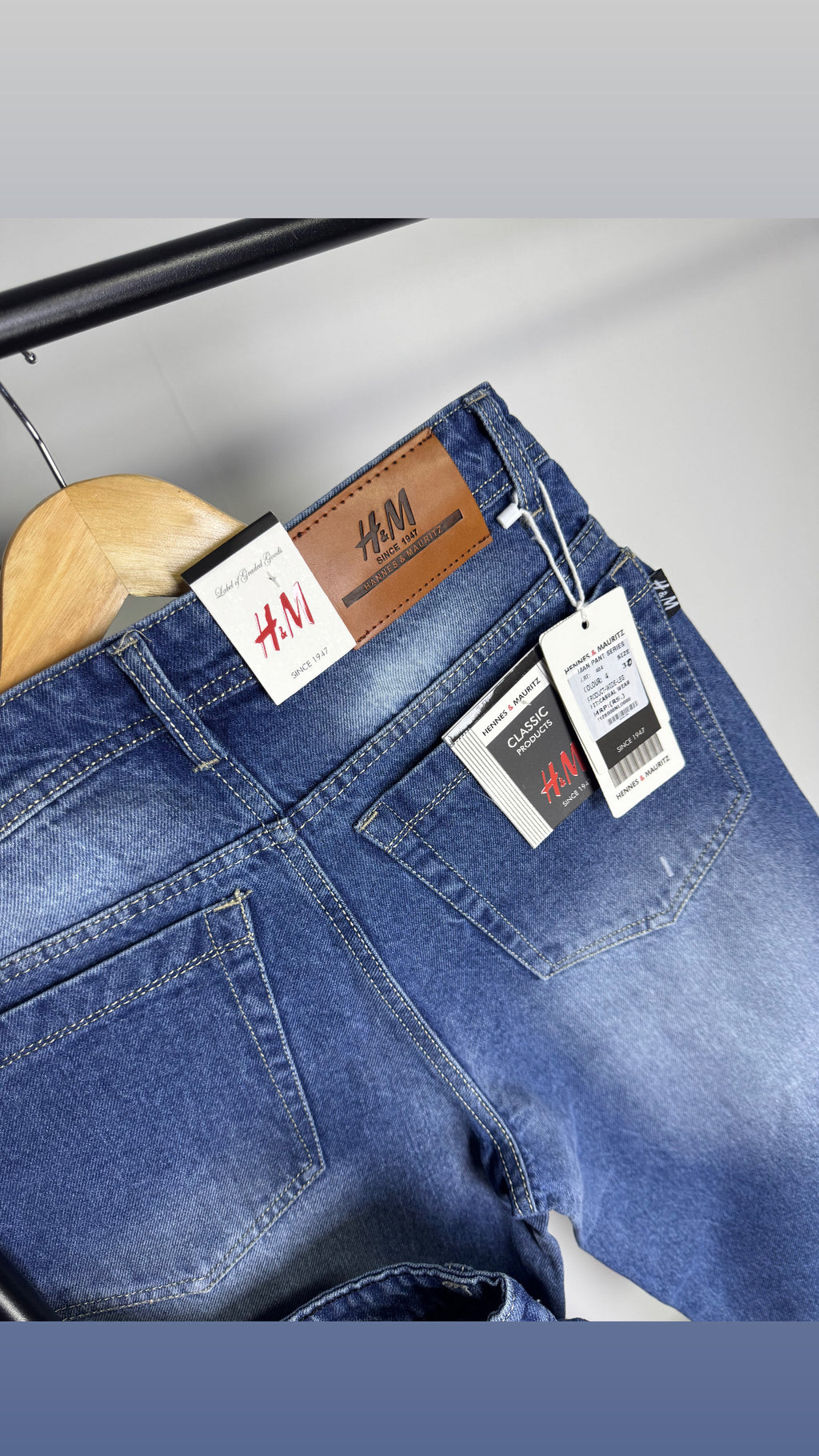 HM FADED BLUE BAGGY JEANS 2117