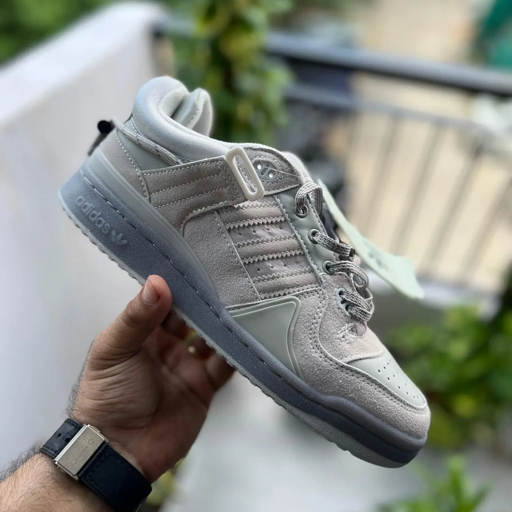 ADI BAD BUNNY (GREY)