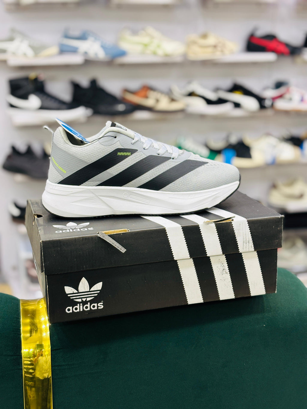 ADI TRAINER - GREY