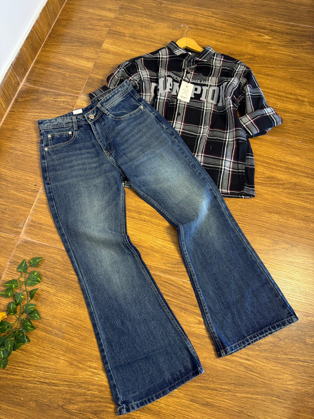 ZR BLUE BOOTCUT JEANS 2126