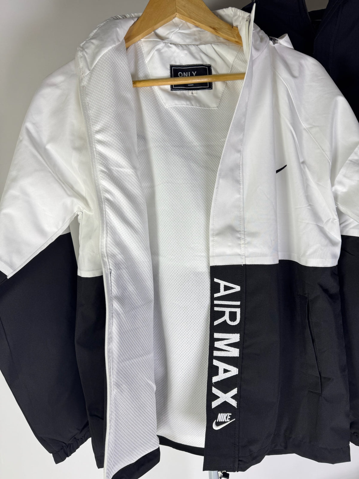 N ARMX WINDCHEATER 5120