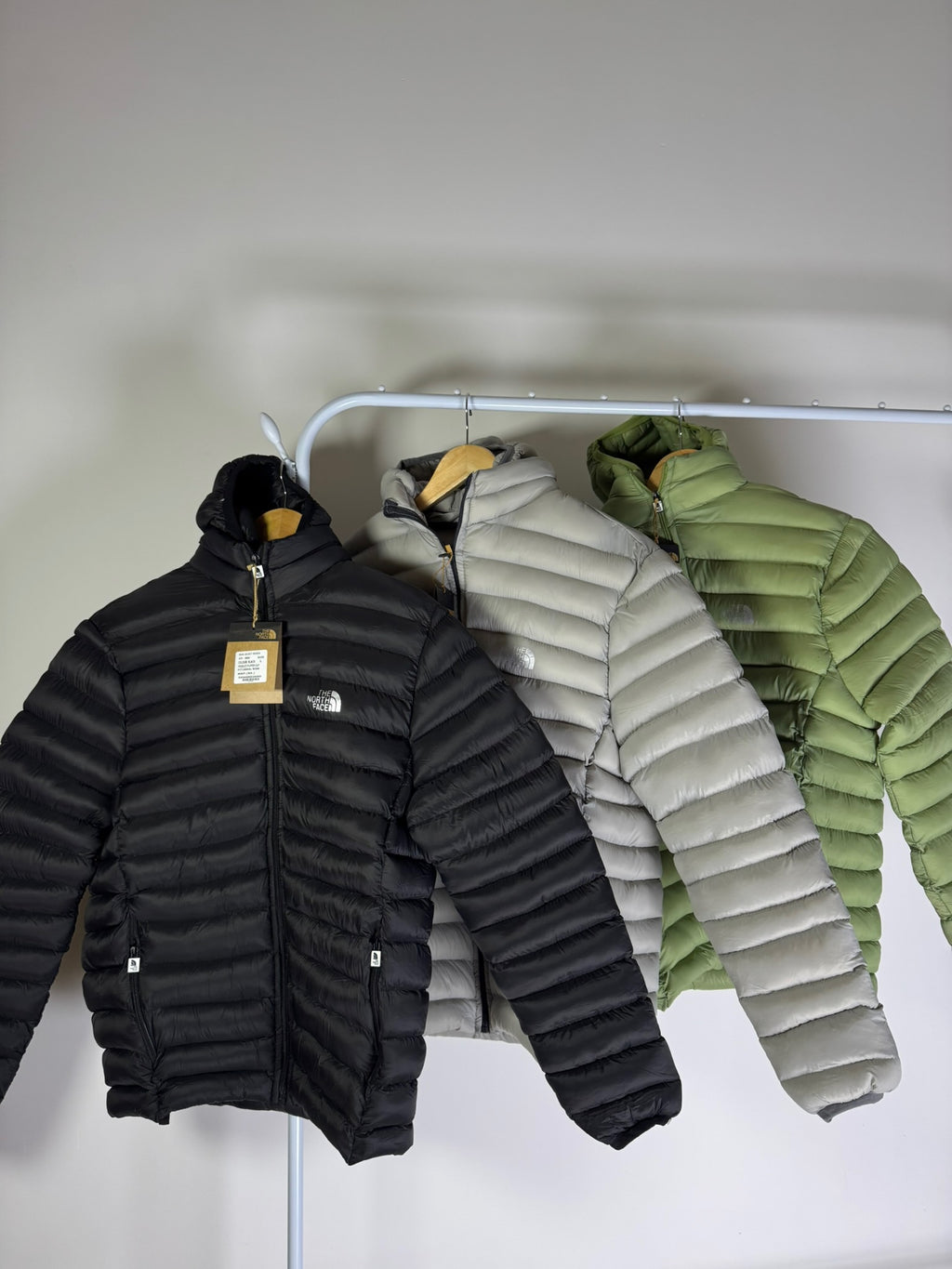 TRAVELLER ULTRA LIGHT PUFFER (POUCH PACKING)