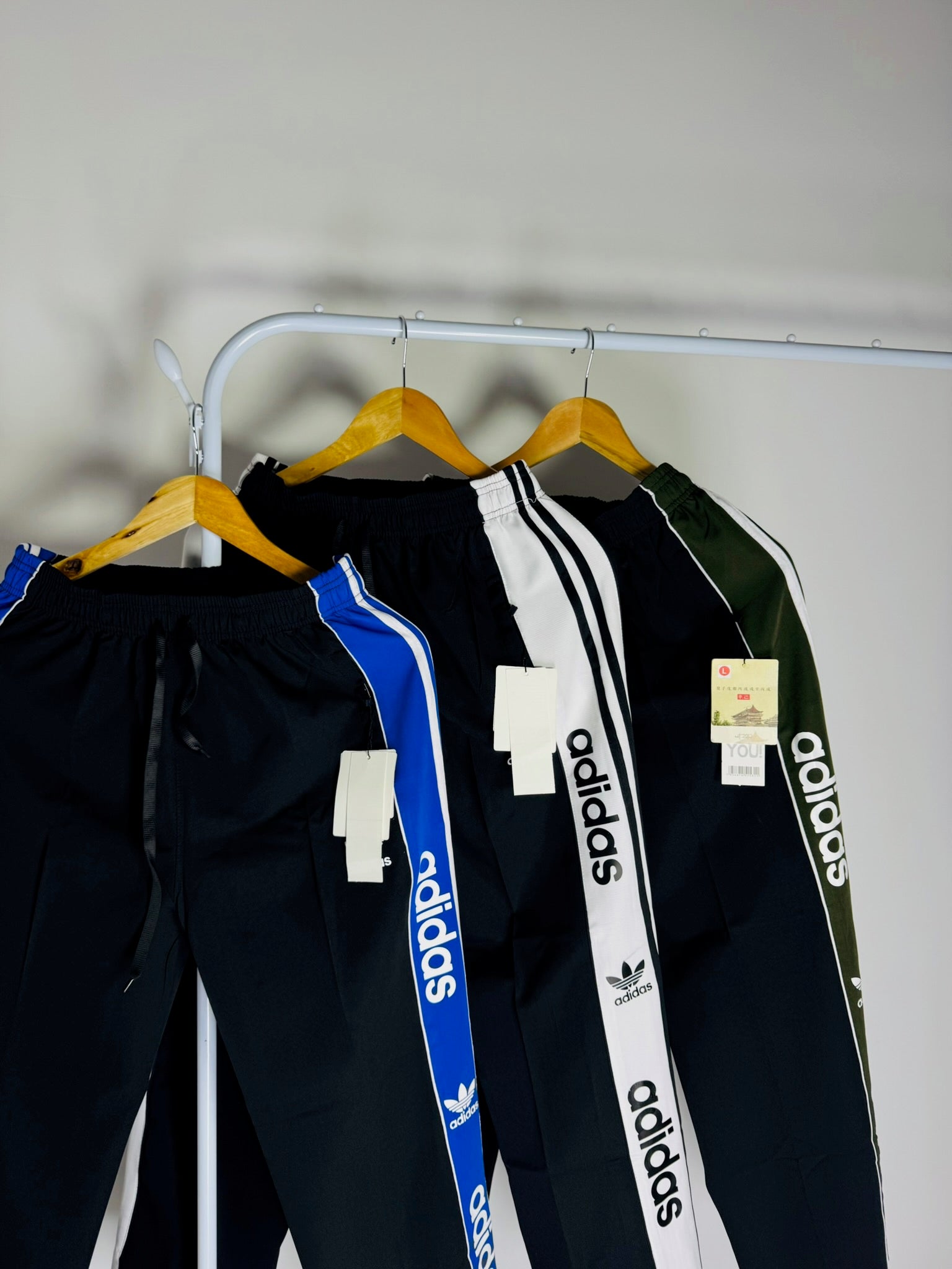 ADI RUNNER TRACK