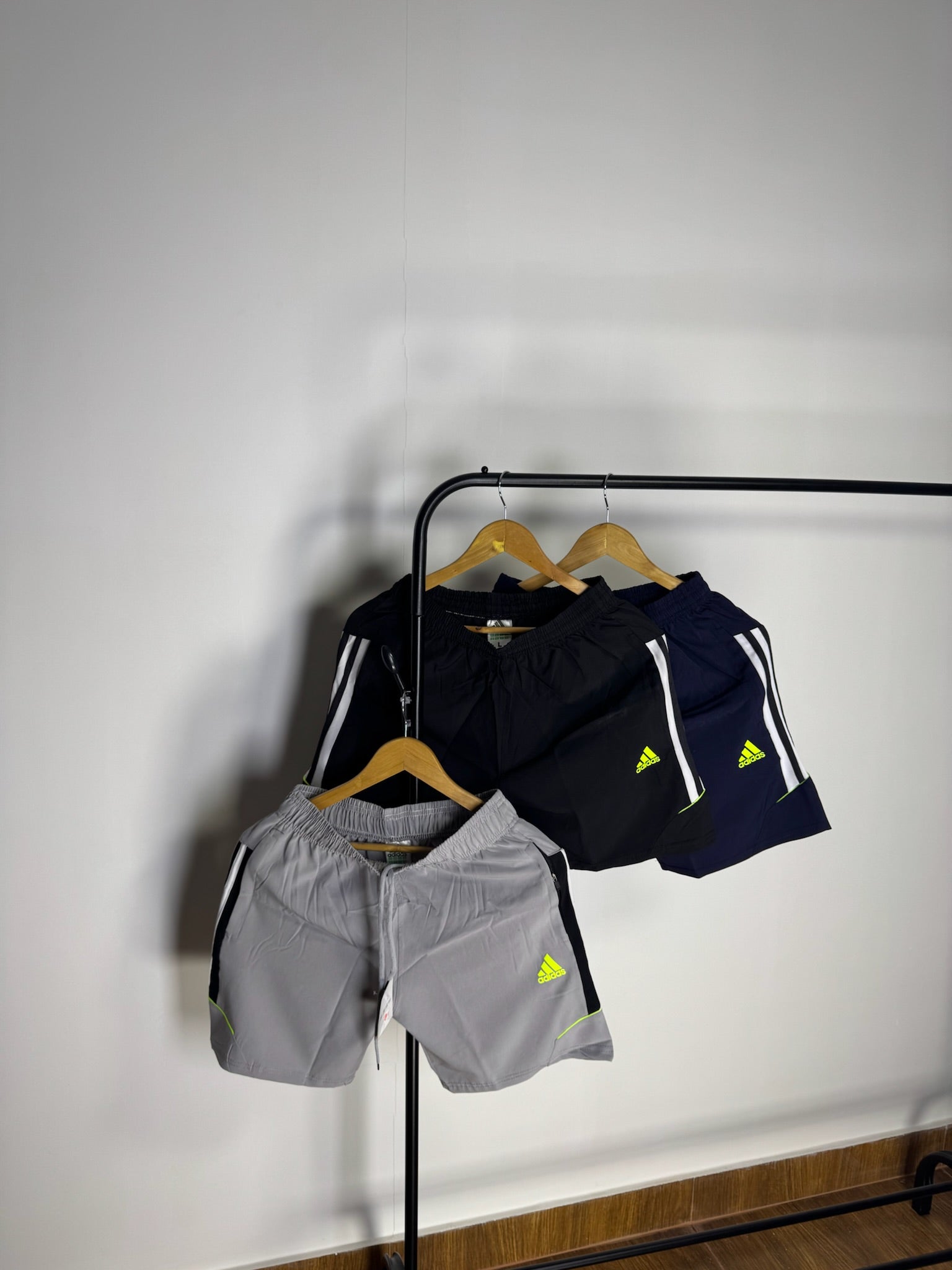 ADI RUNNING SHORTS 023