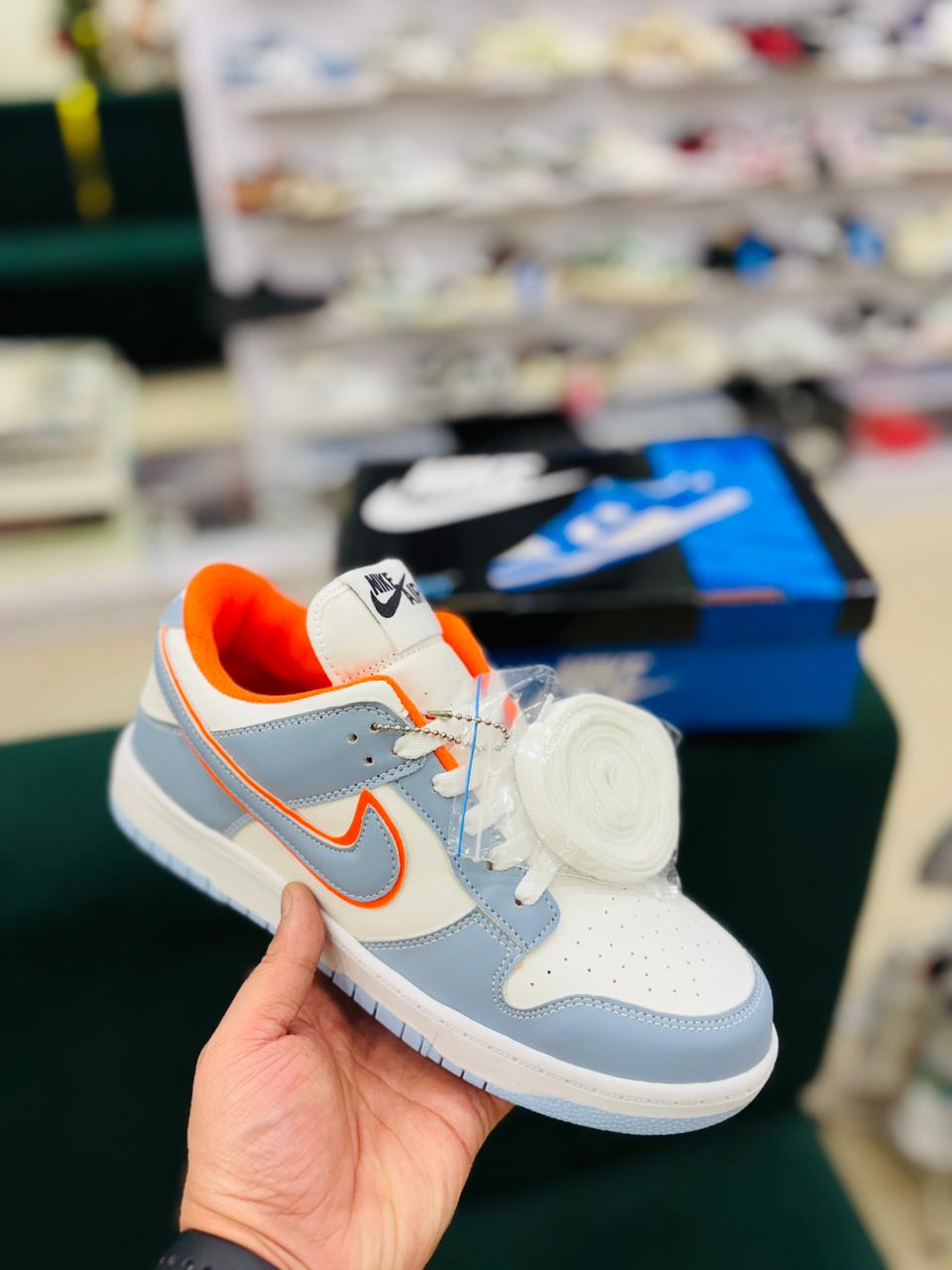 N DUNK SKY