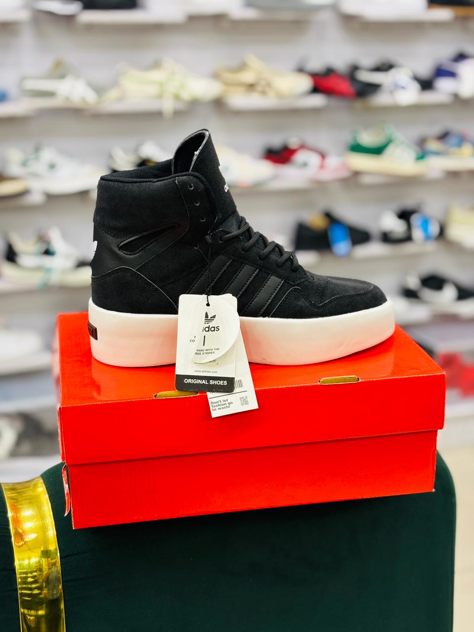 ADI FEAR OF GOD - BLACK