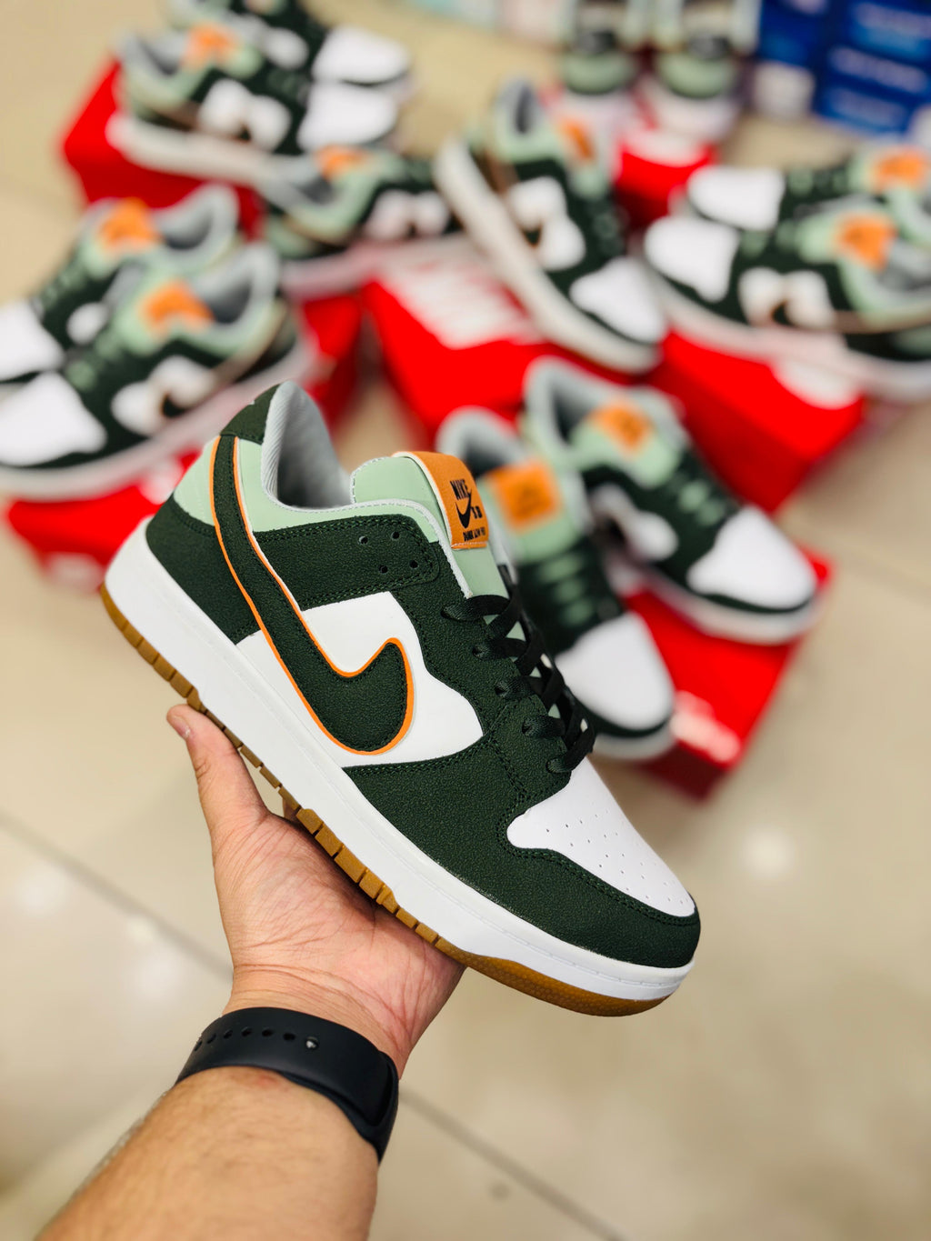 SB DUNKK LOW - OLIVE