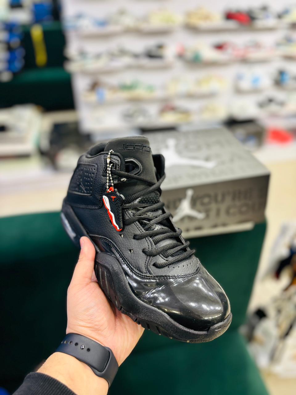 JORDN B'LOYAL - BLACK