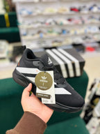 ADI TRAINER - ALL BLACK