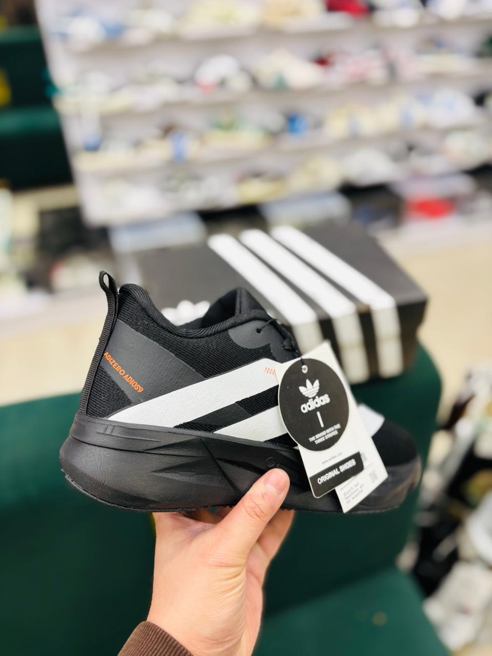 ADI TRAINER - ALL BLACK