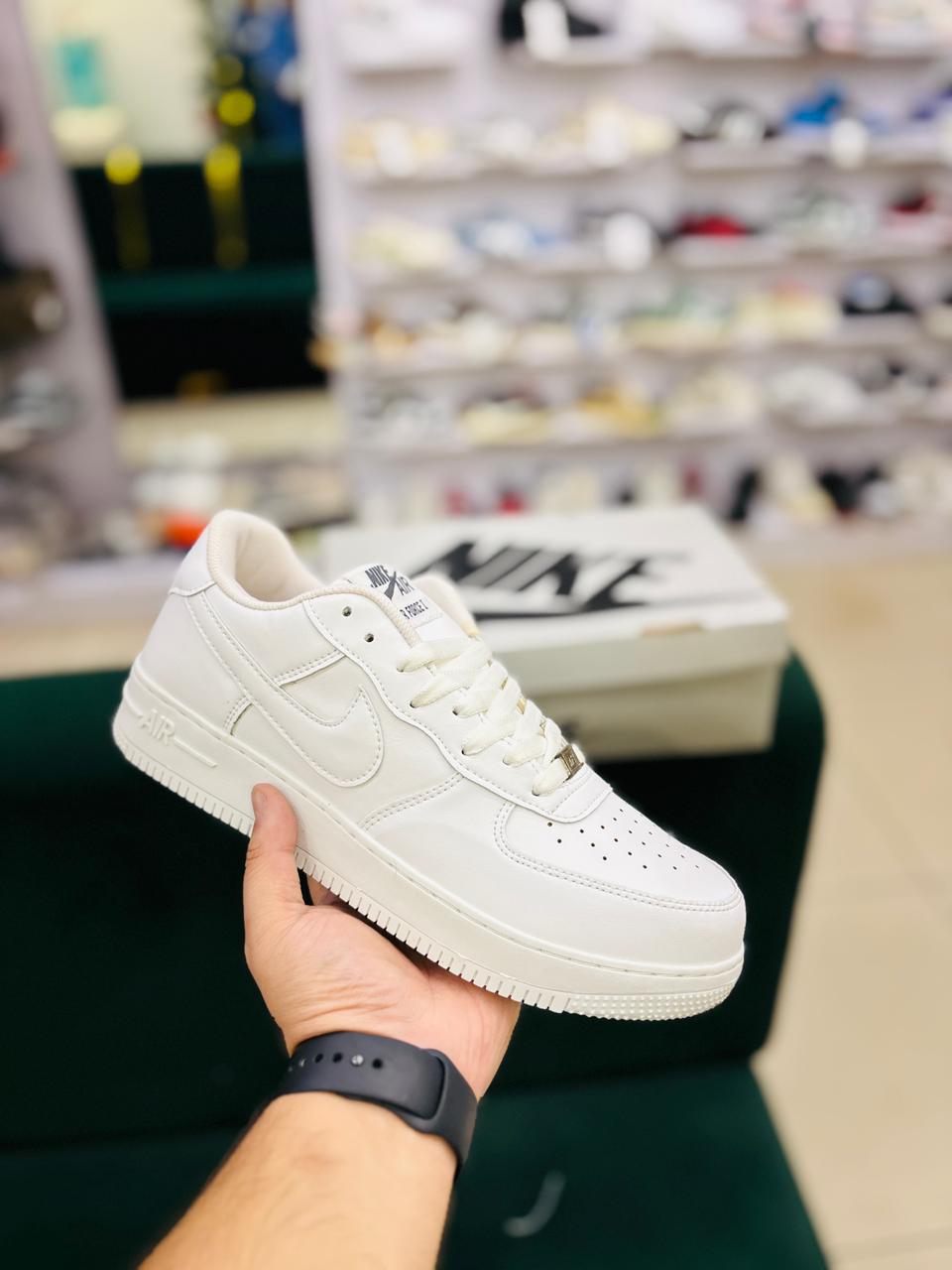 N AF1 WHITE