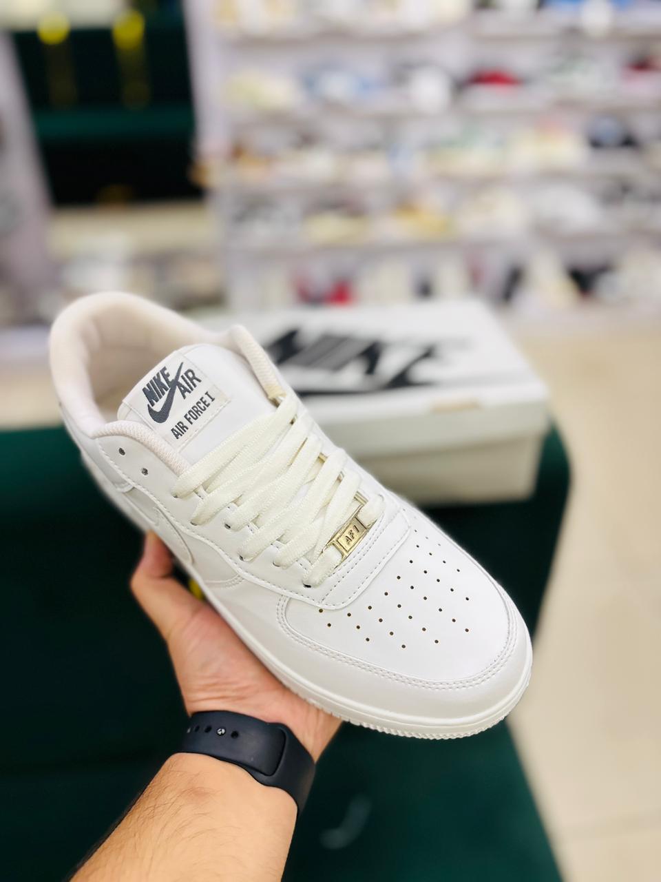 N AF1 WHITE