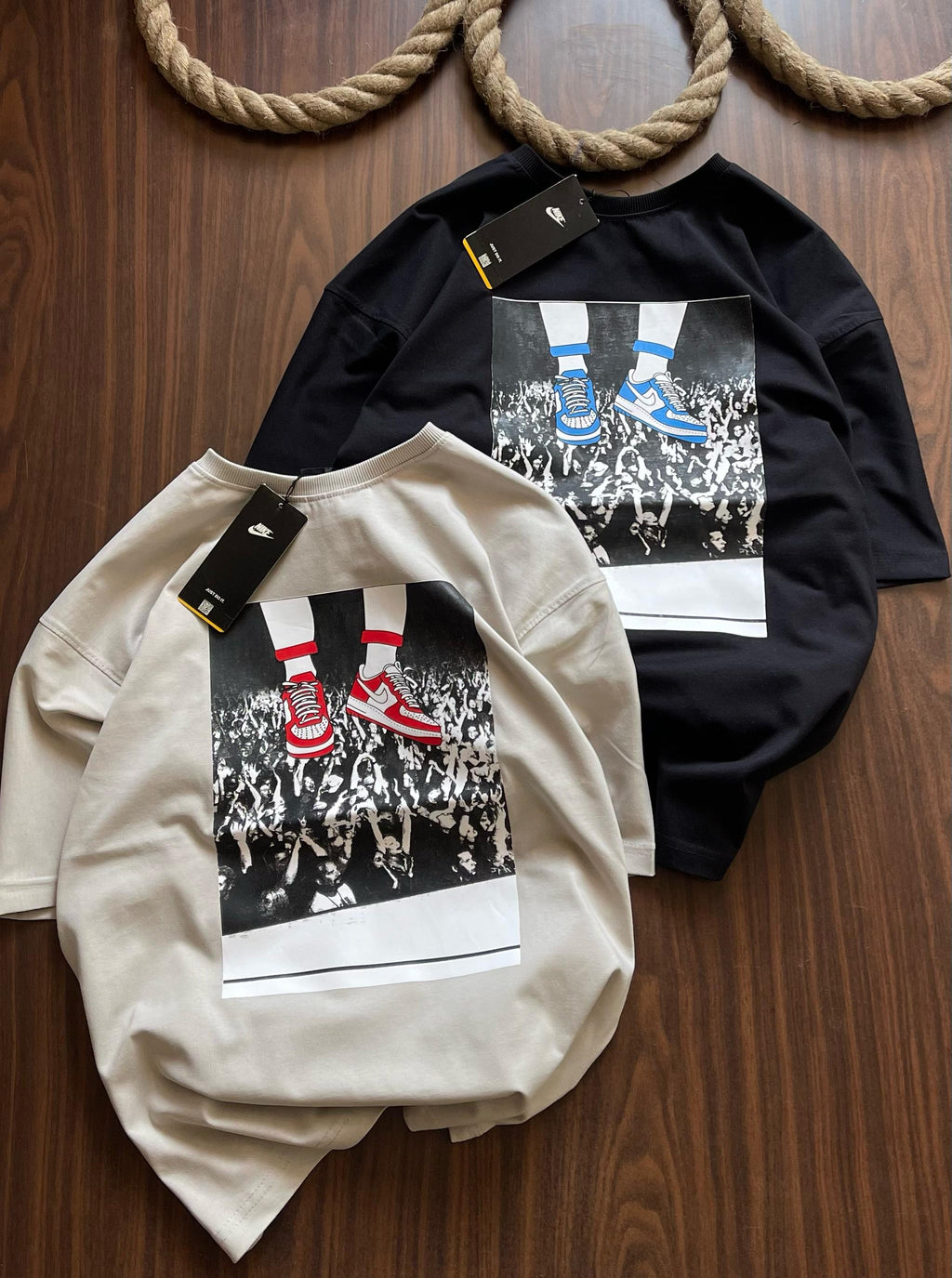 N SNEAKERHEAD ROUND TSHIRT 1811