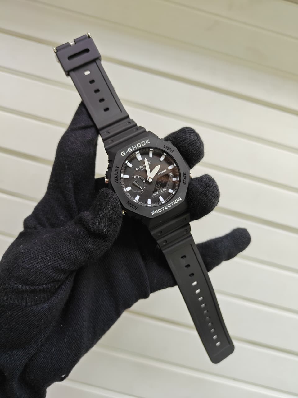 GSH0CK GA2100 - BLACK WITH WHITE CHRONO