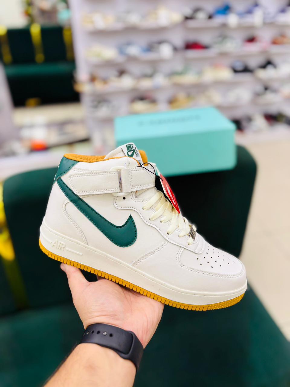 AF1 HUMAVA MID