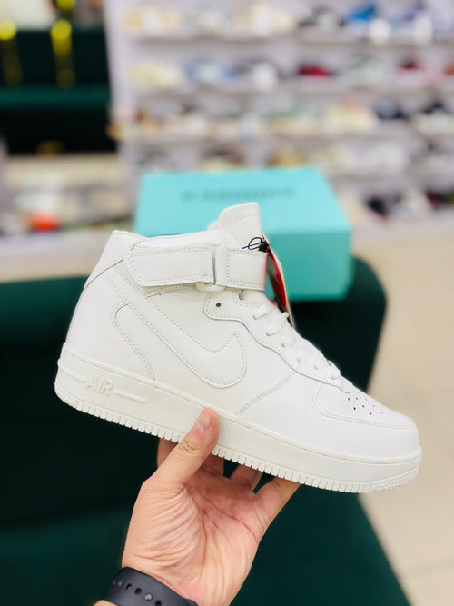 AF1 MID WHITE