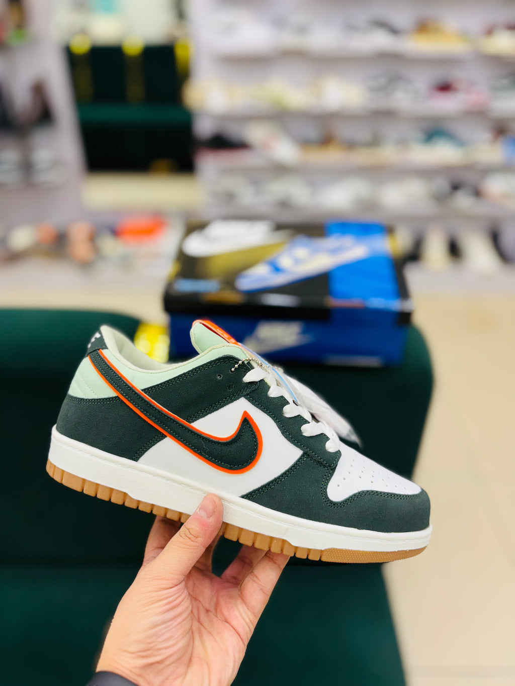 SB DUNKK LOW - OLIVE