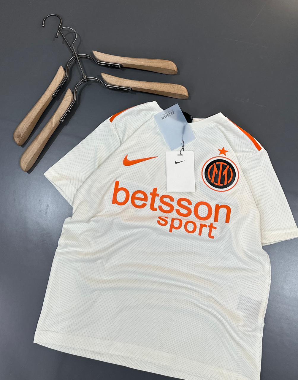 INTER MILAN BETSN JERSEY 2266
