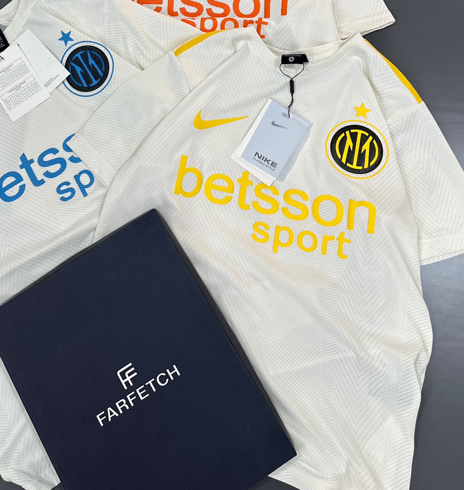 INTER MILAN BETSN JERSEY 2266