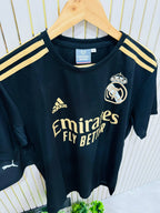 REAL MADRD BLACK JERSEY SET (SALE)
