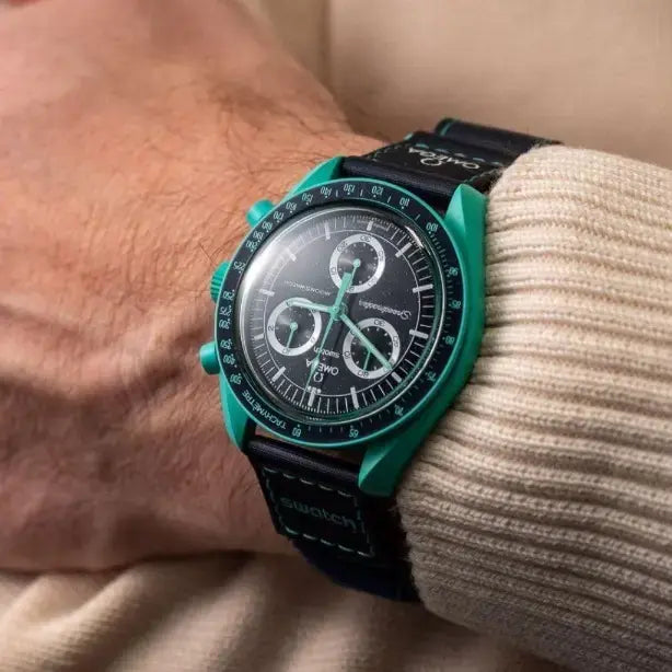 0mega x Swatch - POLAR LIGHTS
