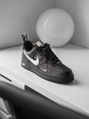 Kicks