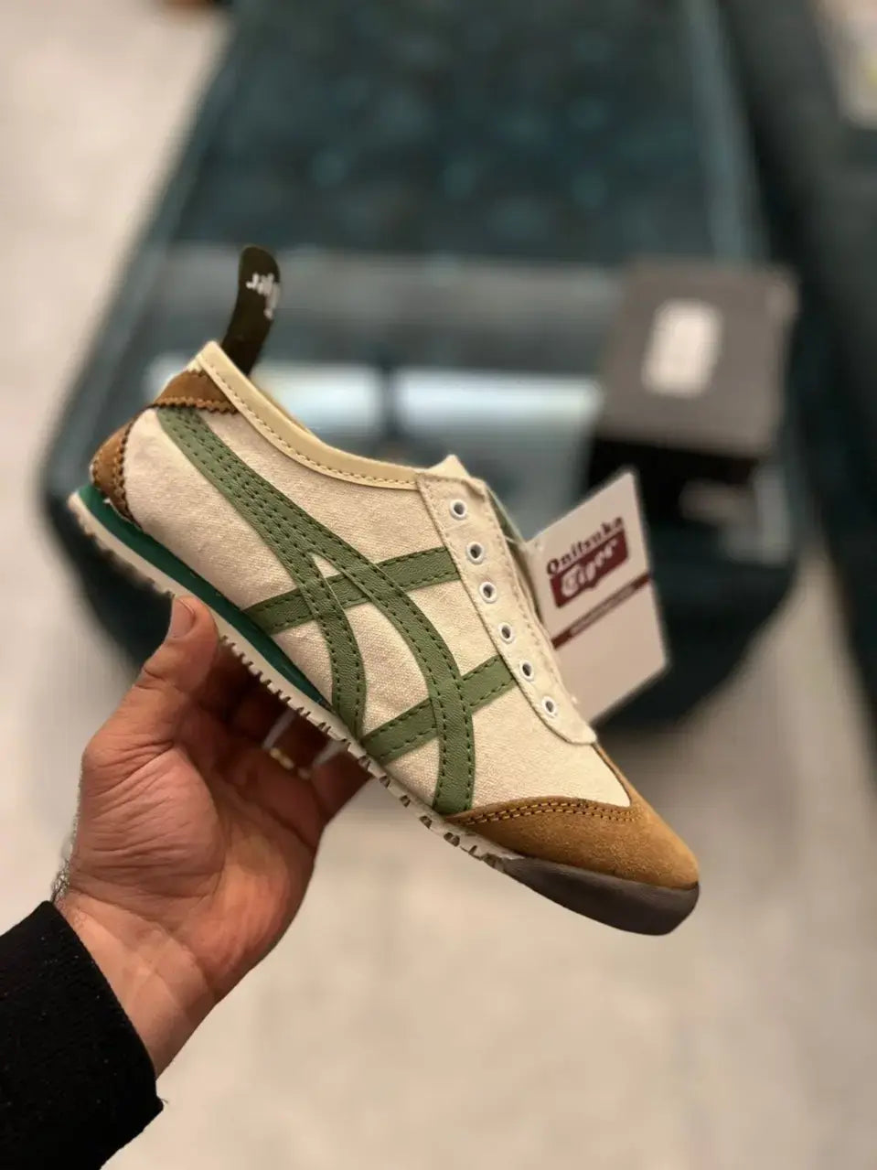 ONTSUKA SLIPON OLIVE